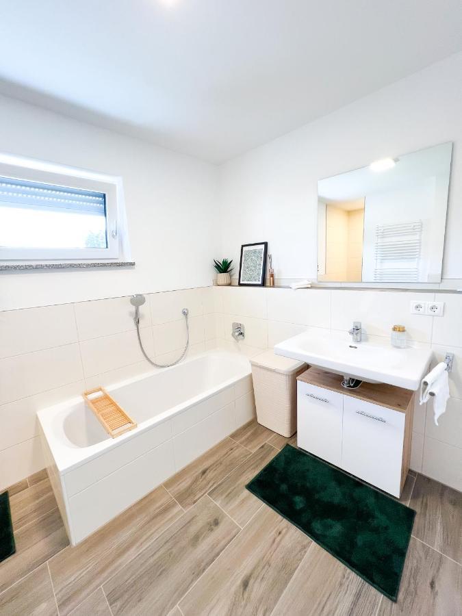 Sunset Club - Suite L Balkon - Kueche - Parkplatz Memmingen Buitenkant foto